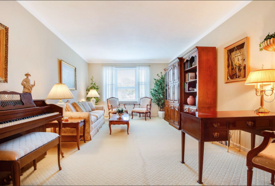 $400,000 [34-41 85th Street #3E Jackson Heights]